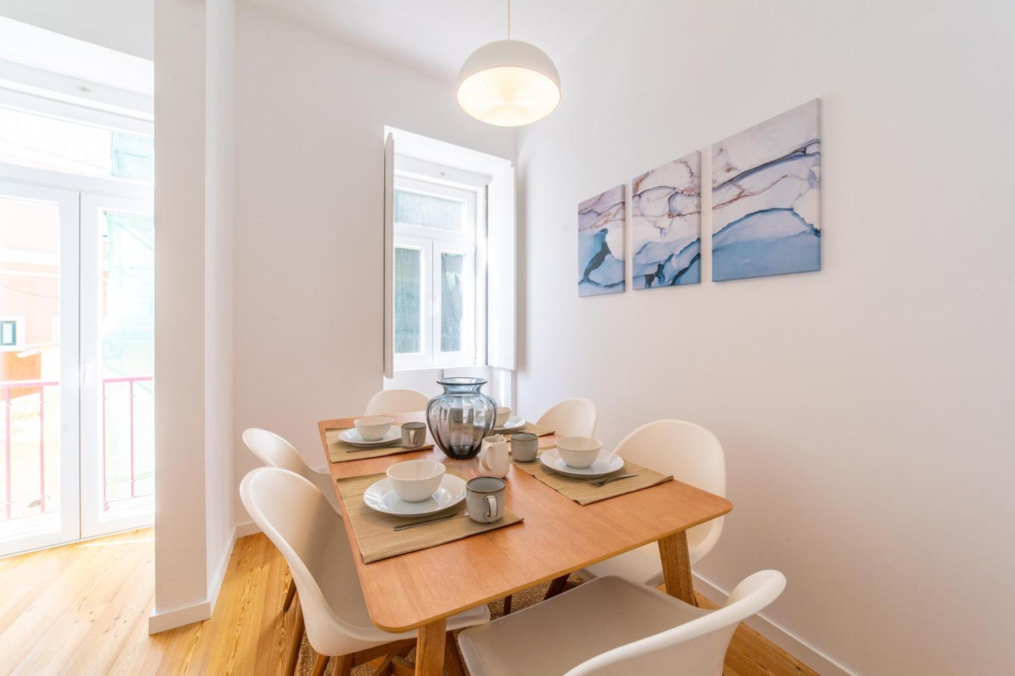 Amaro Ii - Sleek 2 Bedroom In Alcantara Apartamento *